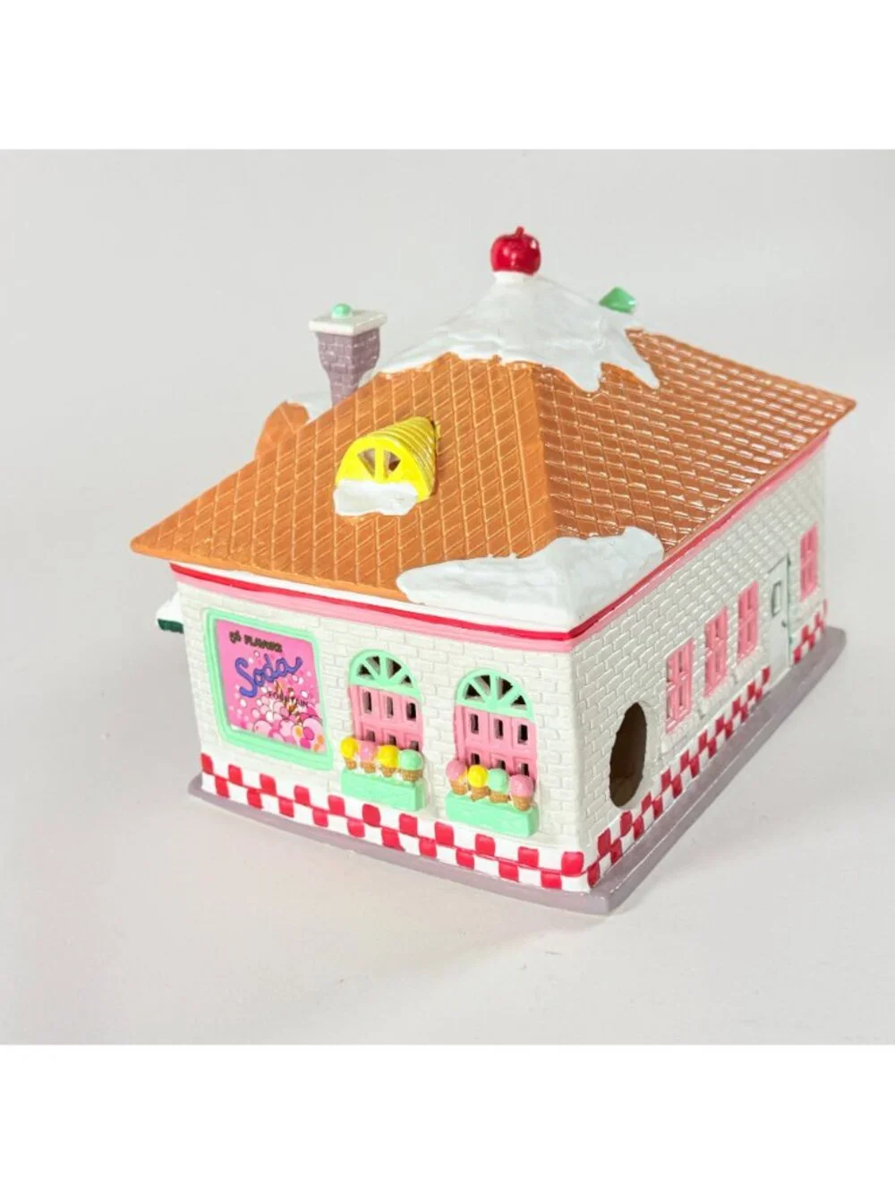 Dept 56 56 Flavors Ice Cream Parlor Original Snow Village Lighted Building 51519